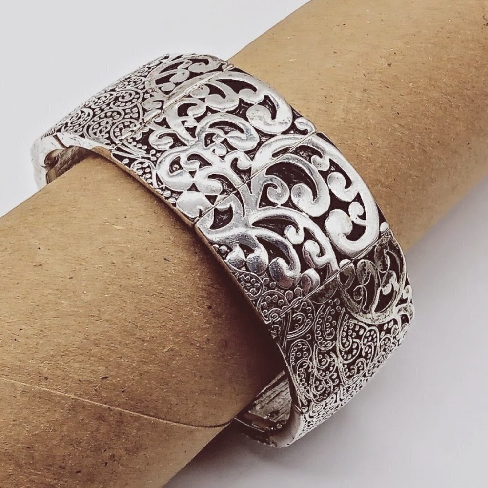 Silver Black Textured Stretch Bracelet